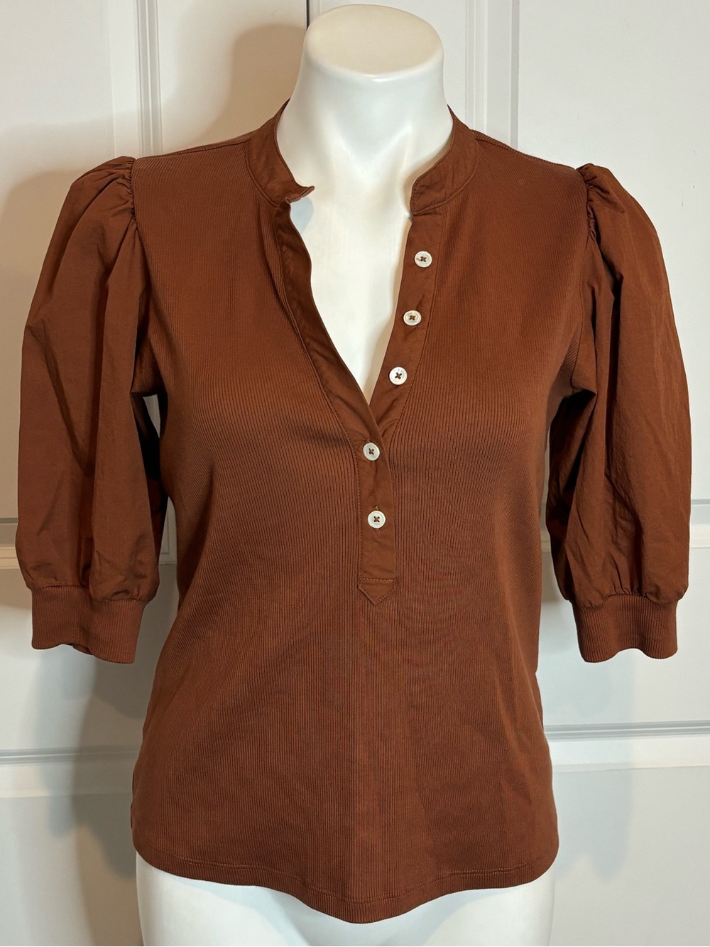 Veronica Beard Coralee Puff Sleeve Ribbed Henley Top Toffee Brown S